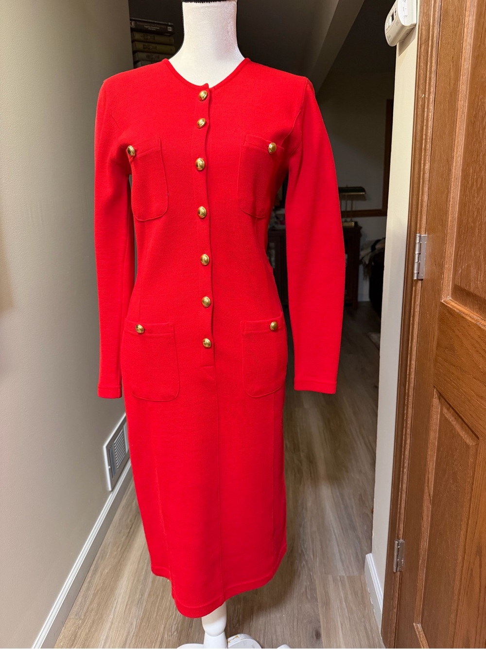 Red Wool Gold Button Dress Old Money Chanel Style NWOT Size 6 - Picture 4 of 9